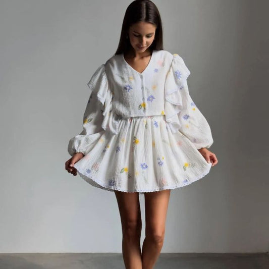 Grelda | Süßes Kleid mit Puffärmeln und Blumenstickerei