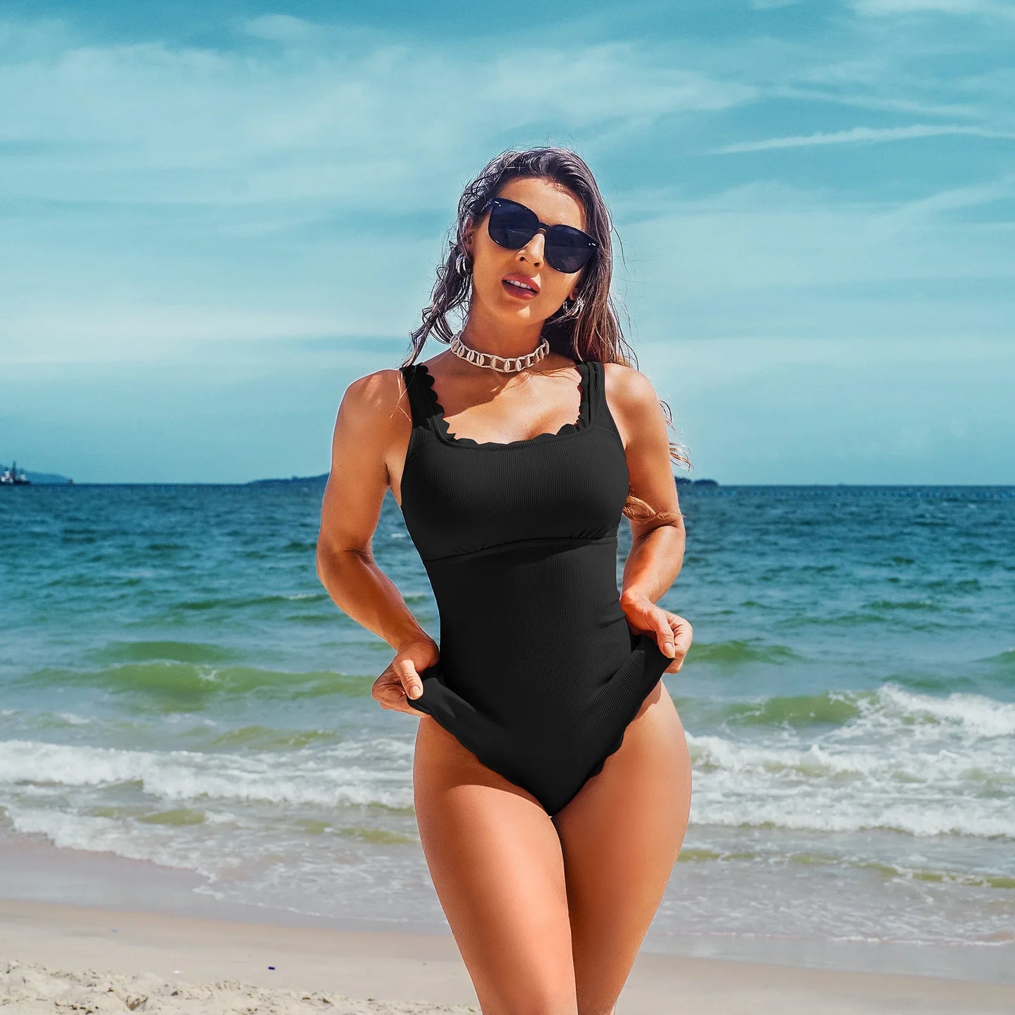 Cherna | Damen-Badeanzug mit sexy U-Ausschnitt